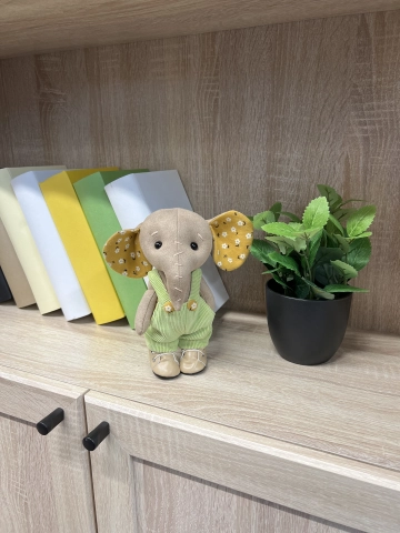 Слоник Мирон